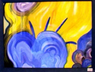 Abstraktes Gemälde „Urform des Lebens": blaue, wolkenartige Wirbel mit Strahlen auf gelbem Grund, schwarzer Rahmen